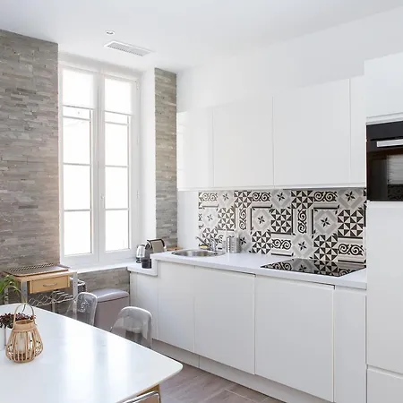 Apartament Le Chabaud Cannes